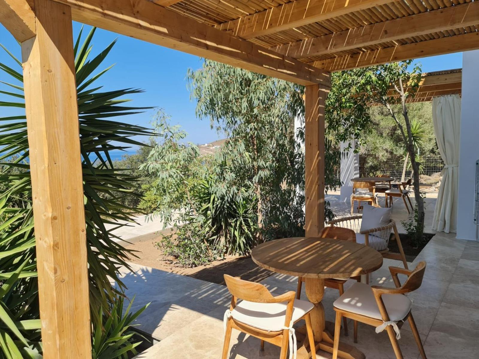 Tilos Villa Livadia  ภายนอก รูปภาพ