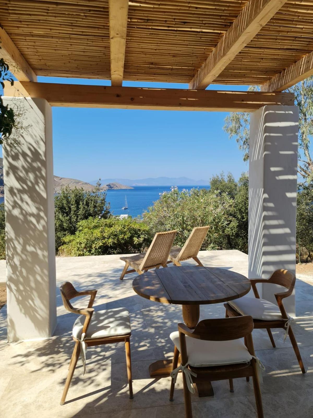 Tilos Villa Livadia  ภายนอก รูปภาพ